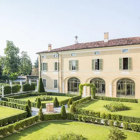 Apartment Vergine
